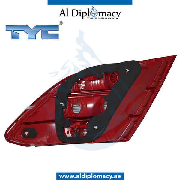 Left STOPLIGHT for Mercedes-Benz C Class W204 (2007-2015) models, Part Number TYC-2048200164